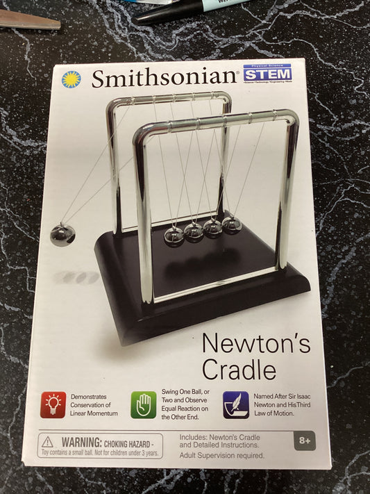 Smithsonian Newtons Cradle